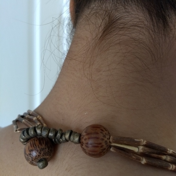 Handmade Natural Statement Necklace multi-color - Picture 2 of 5